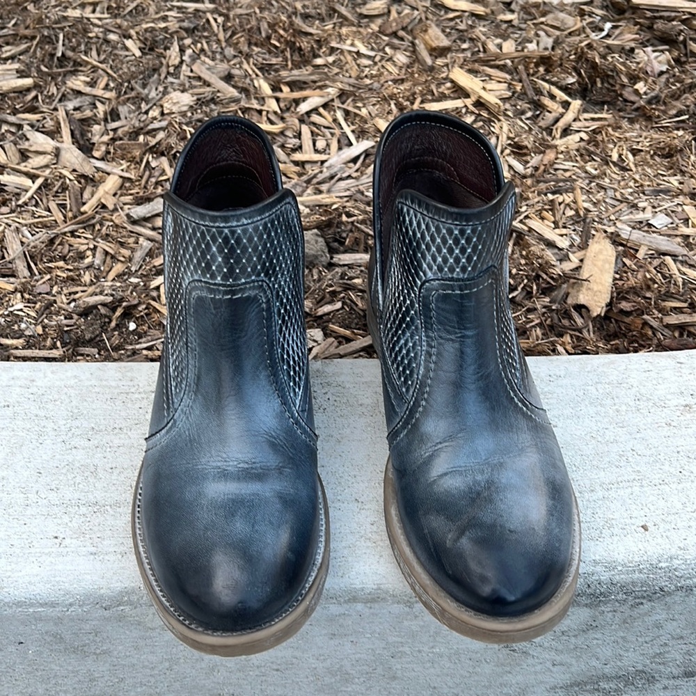 BedStu roan grey booties
